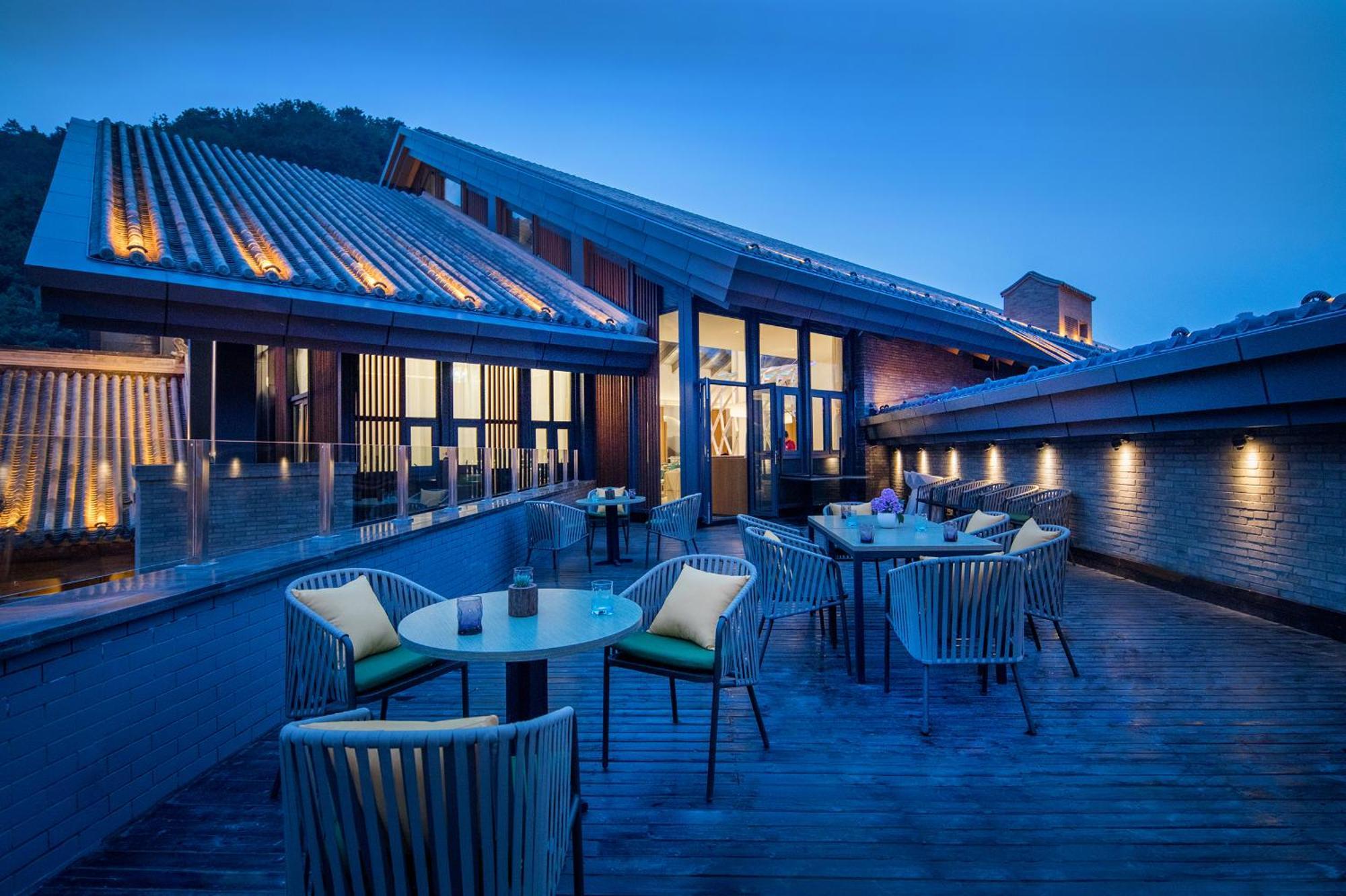 צ'נגדה Jinshanling Great Wall Hotel מראה חיצוני תמונה